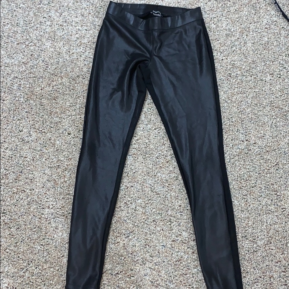 black leggings